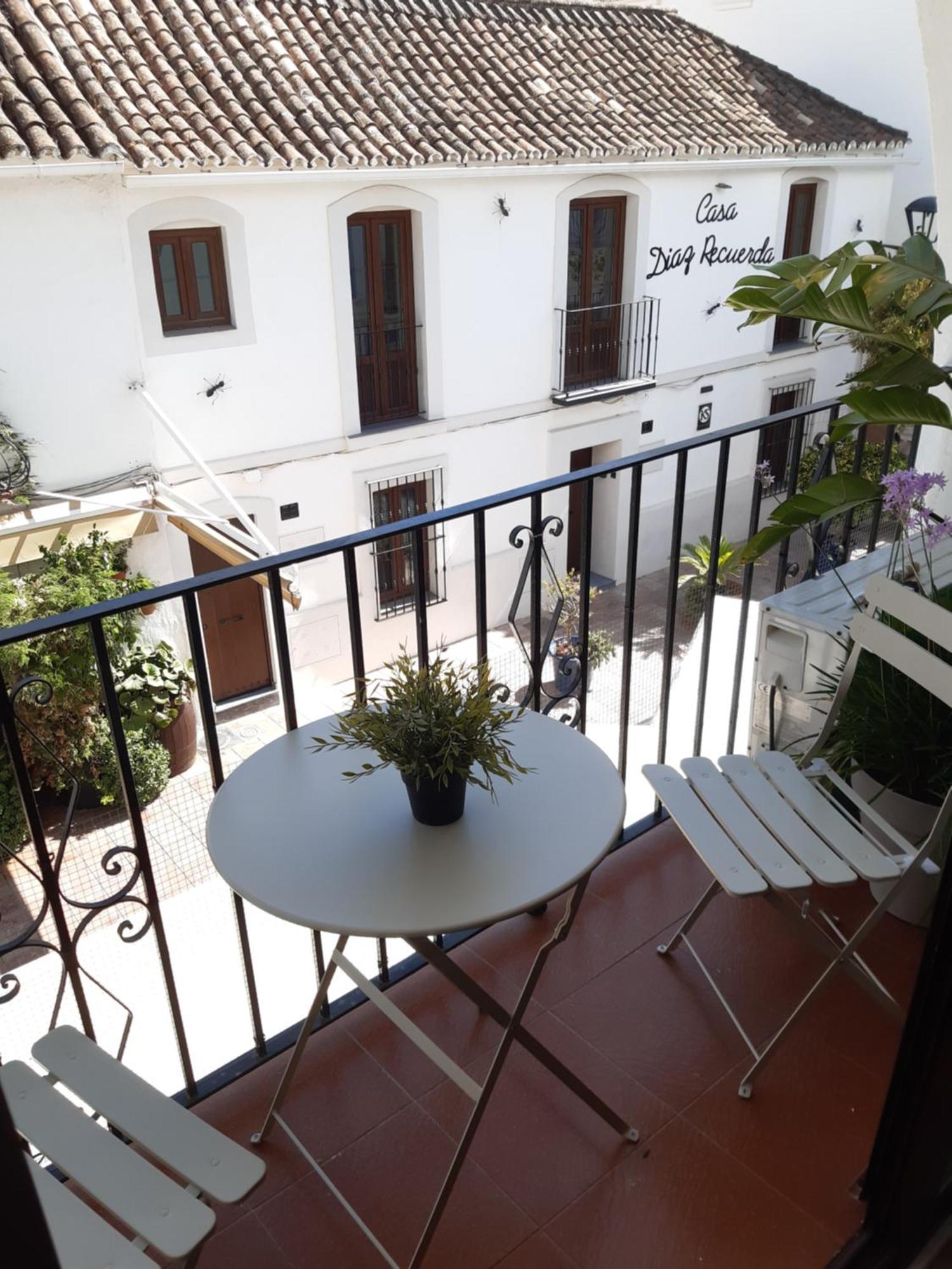 Impressive Apartment With 3 Bedrooms Metres From The Beach 에스테포나 외부 사진