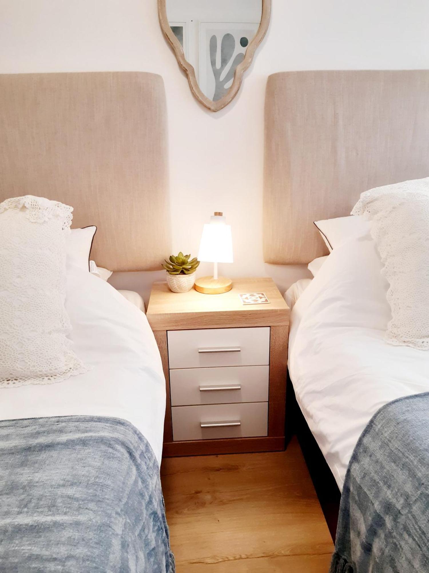 Impressive Apartment With 3 Bedrooms Metres From The Beach 에스테포나 외부 사진
