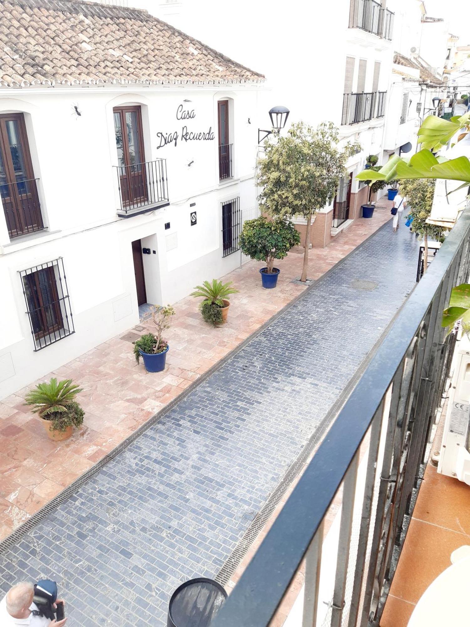 Impressive Apartment With 3 Bedrooms Metres From The Beach 에스테포나 외부 사진