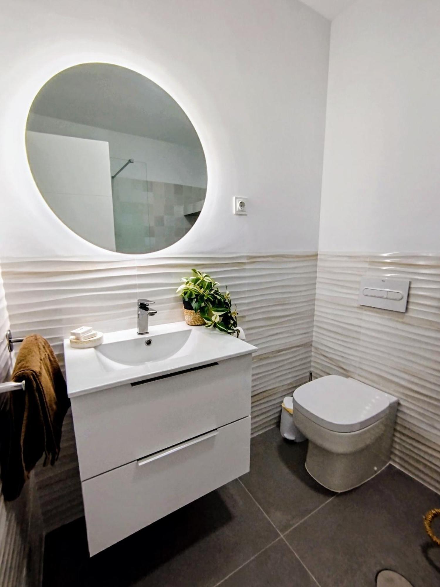 Impressive Apartment With 3 Bedrooms Metres From The Beach 에스테포나 외부 사진