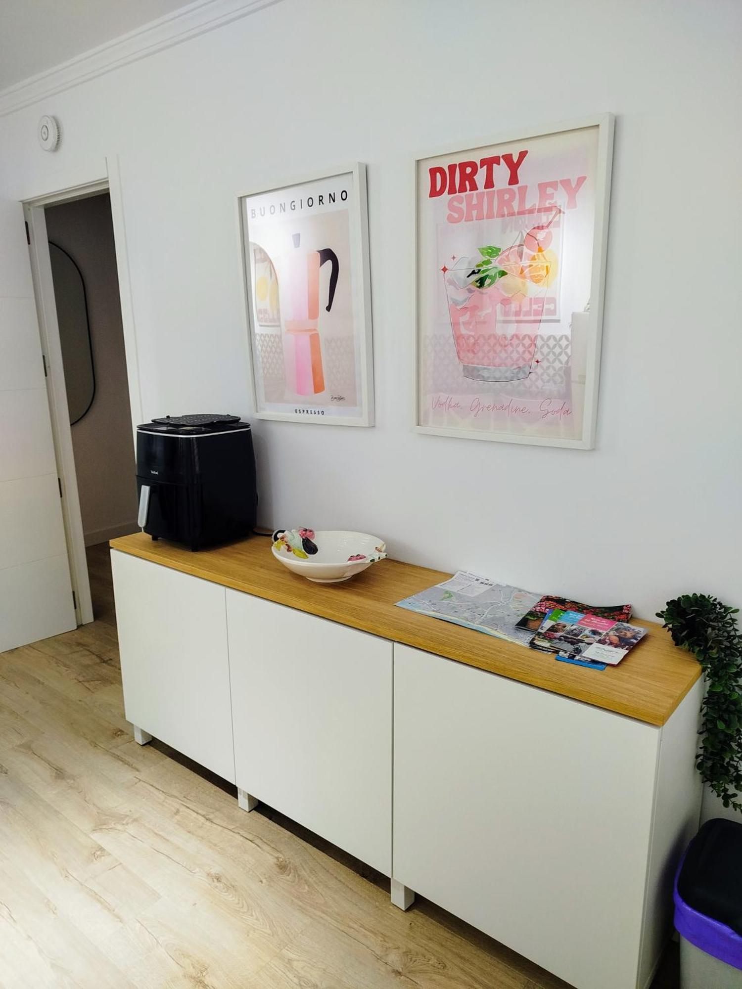 Impressive Apartment With 3 Bedrooms Metres From The Beach 에스테포나 외부 사진