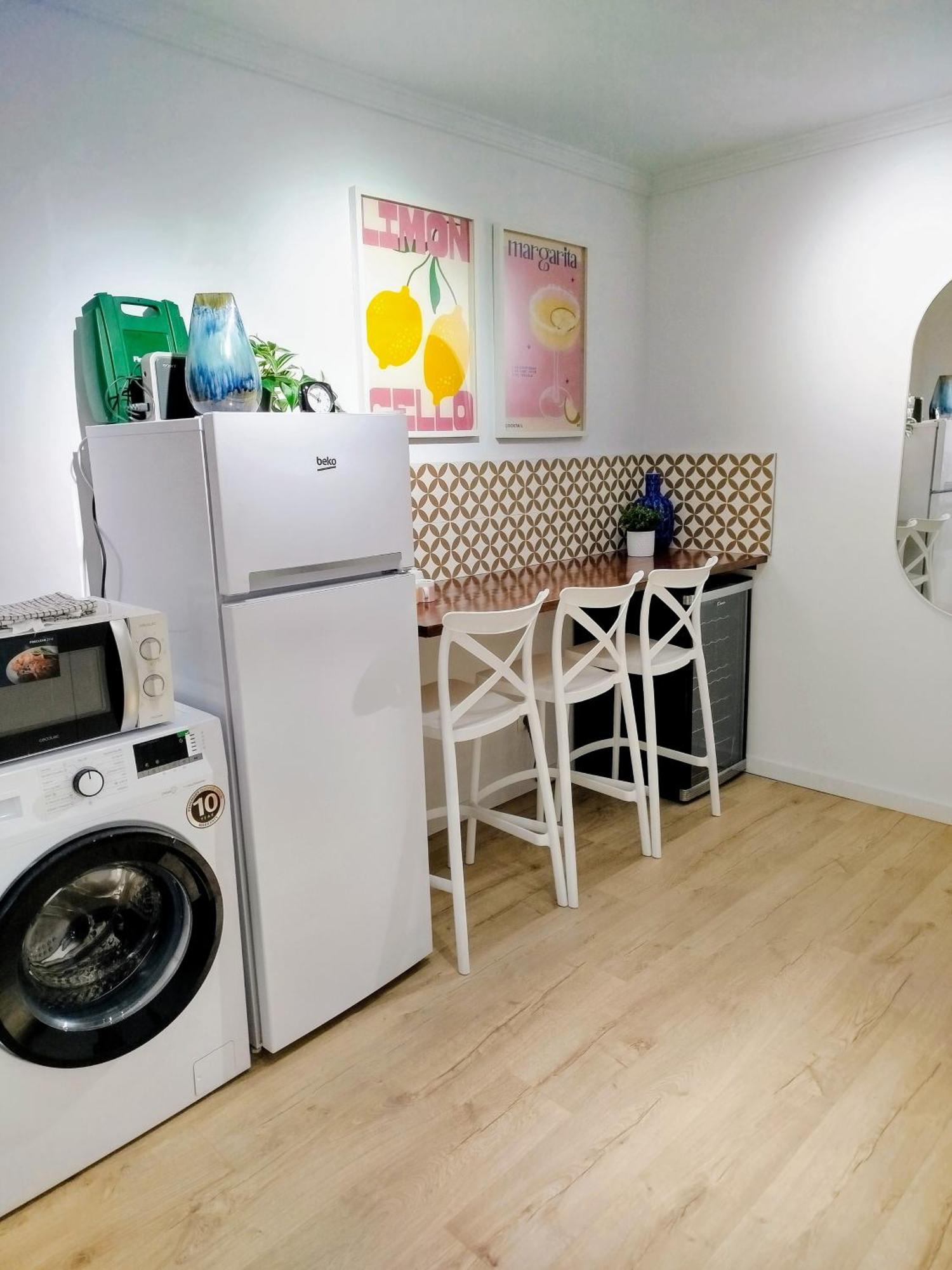 Impressive Apartment With 3 Bedrooms Metres From The Beach 에스테포나 외부 사진